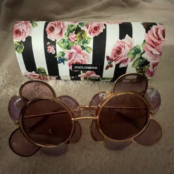 Dolce & Gabbana Accessories - DOLCE GABBANA metal sunglasses inspiration flower rose gold sunglass fashion acc